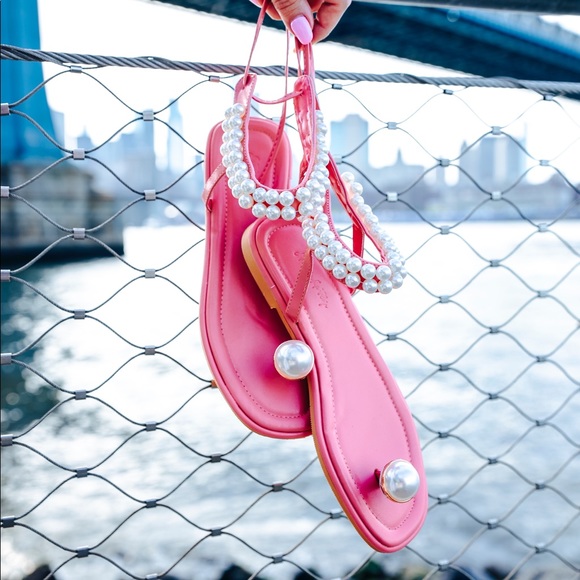 le flip la flop Shoes - Mia Pearl Sandals